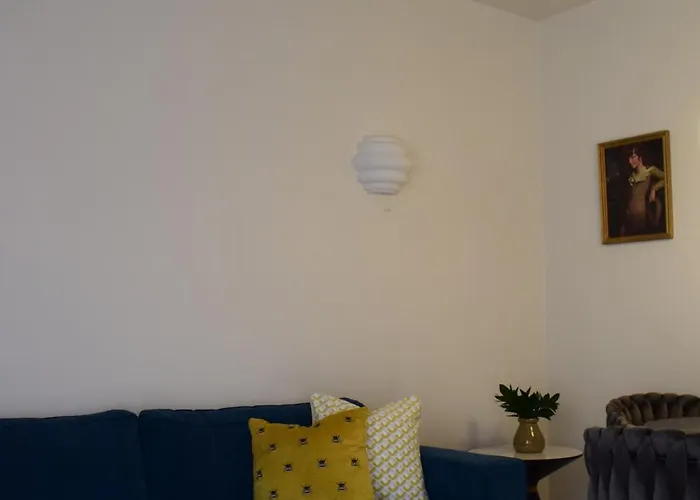 T&L Apartments Agiaos Tychonas