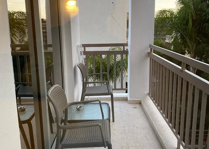 T&L Apartments Agiaos Tychonas