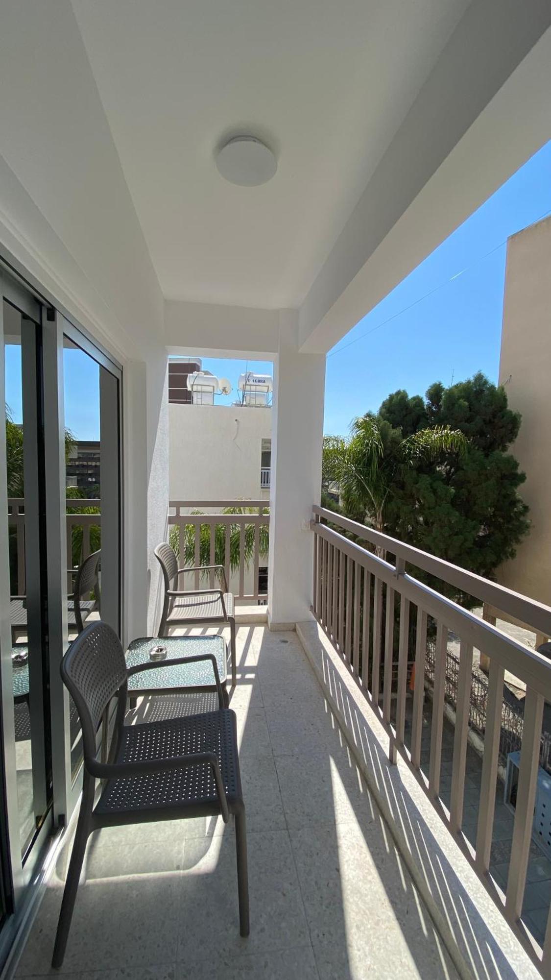 Apartment T&l Agiaos Tychonas